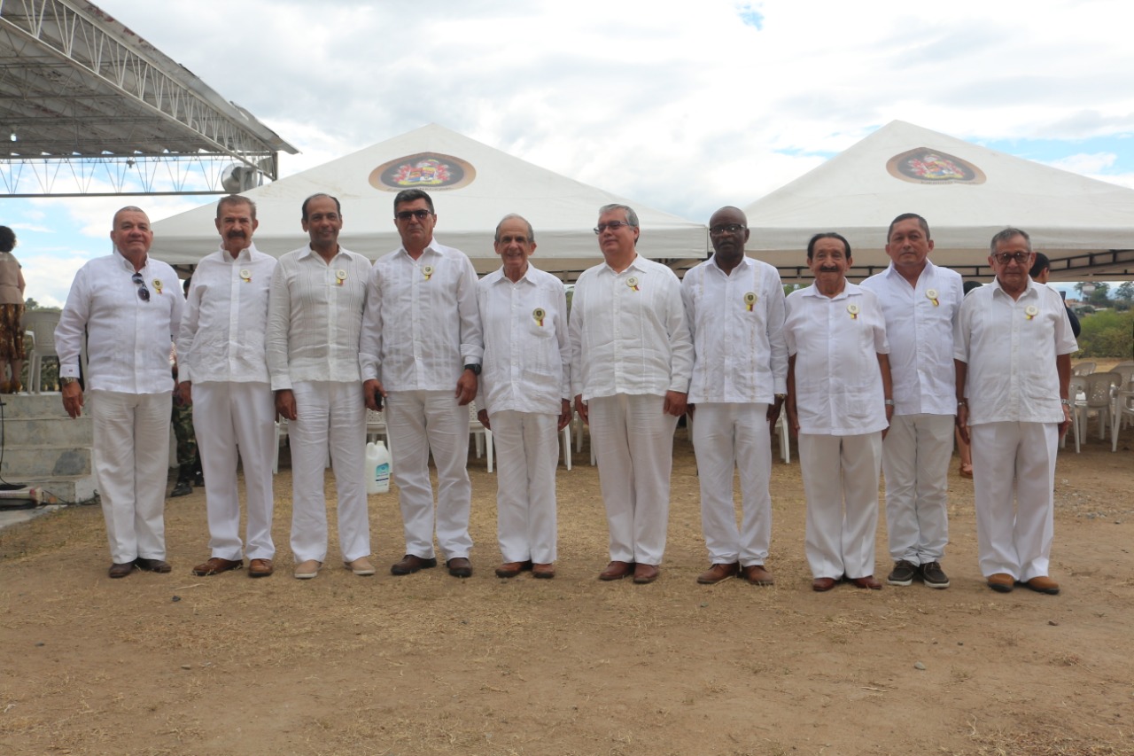 Mayor Carlos Rodríguez, capitán Rafael Meléndez, capitán Camilo Neira, coronel Hernando Trujillo, mayor Jorge Ramírez,  mayor Mauricio Noguera,  sargento mayor Francisco Guevara,  sargento mayor Josué Ortiz, sargento primero Hernando Pantoja y sargento primero Placido Lara.